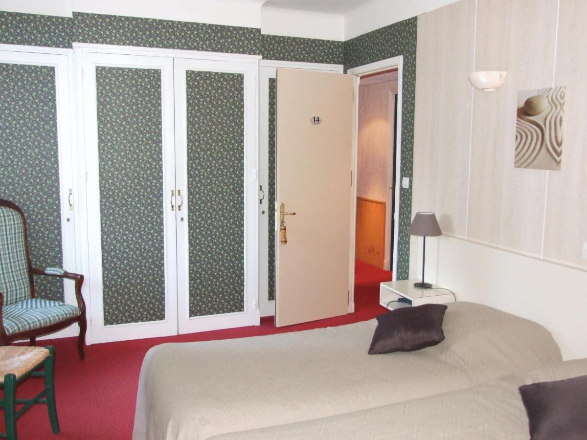 Hotel Du Val D'Aure Cadeac Ruang foto