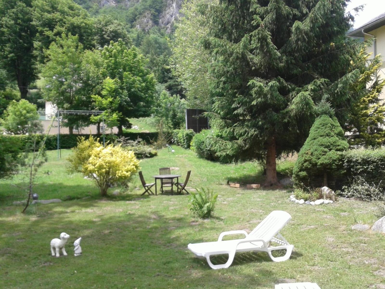 Hotel Du Val D'Aure Cadeac Bagian luar foto