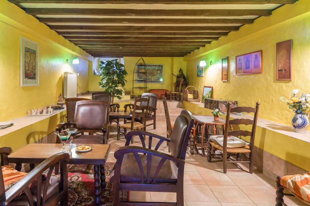 Hotel Du Val D'Aure Cadeac Bagian luar foto
