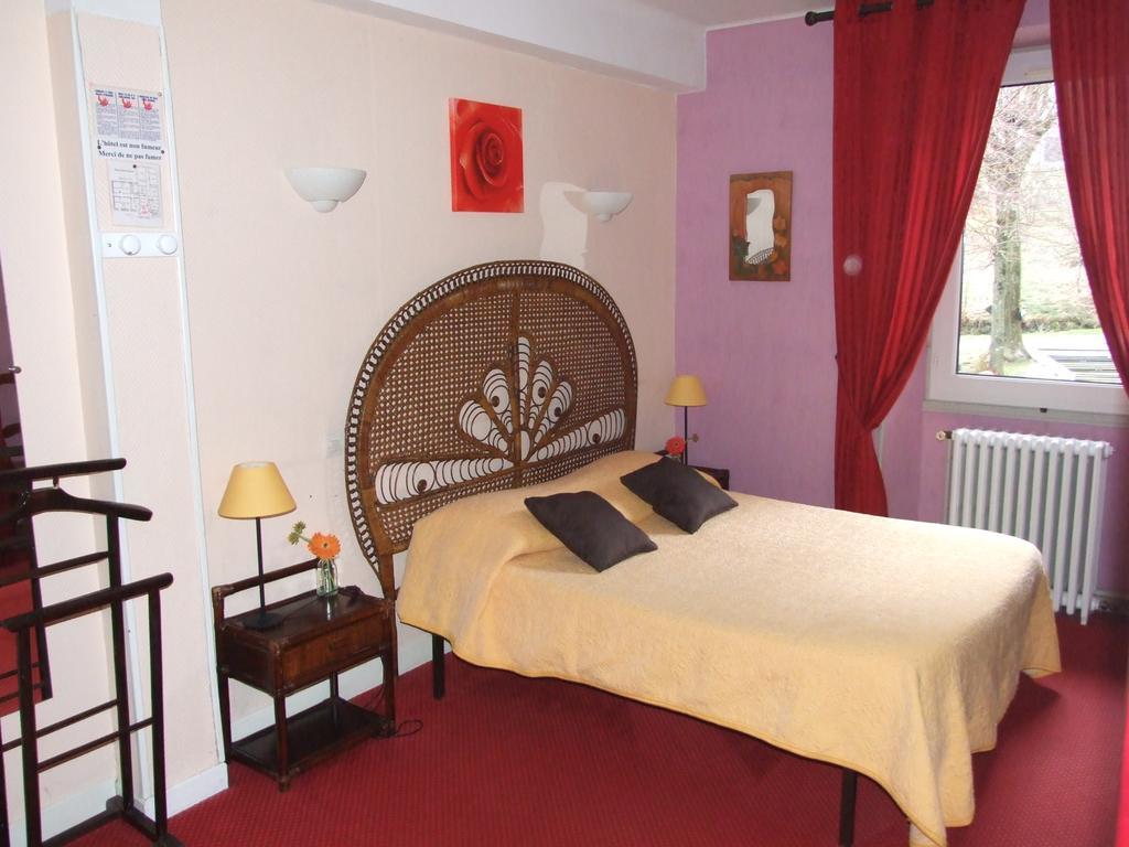 Hotel Du Val D'Aure Cadeac Bagian luar foto
