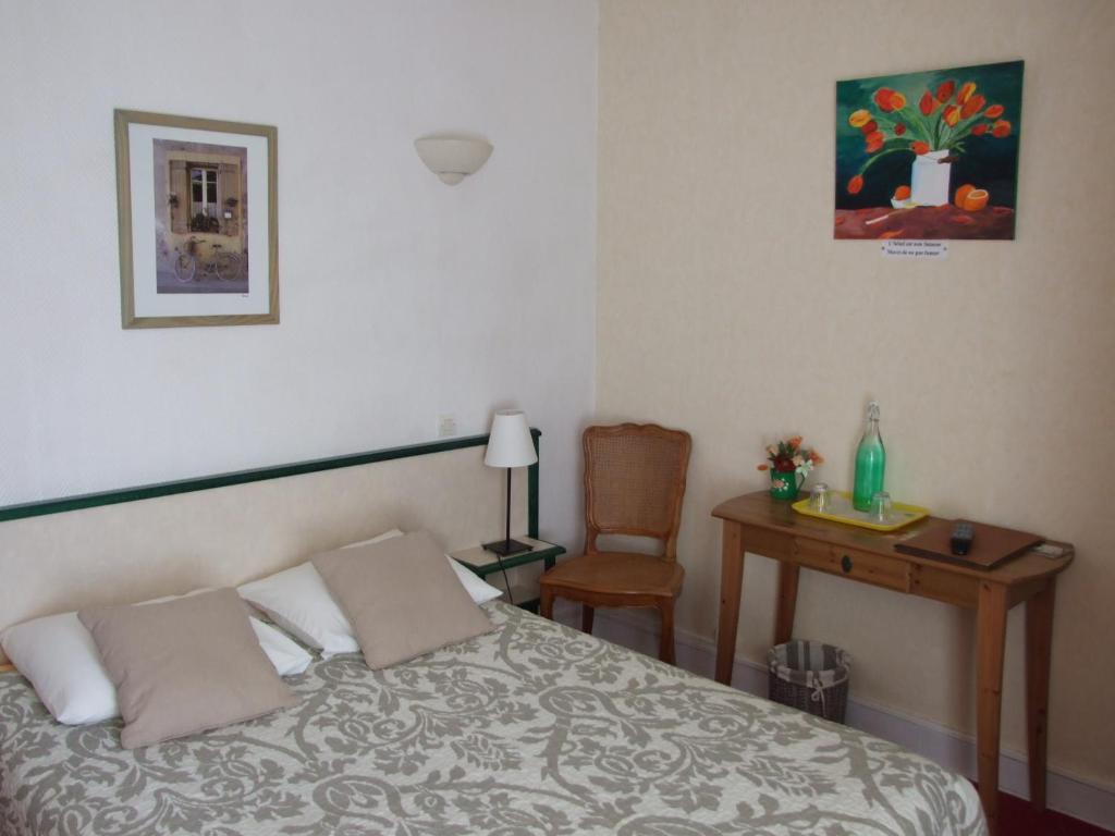 Hotel Du Val D'Aure Cadeac Bagian luar foto