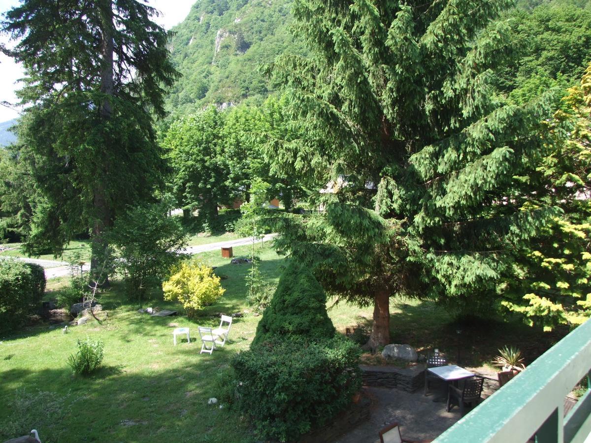 Hotel Du Val D'Aure Cadeac Bagian luar foto