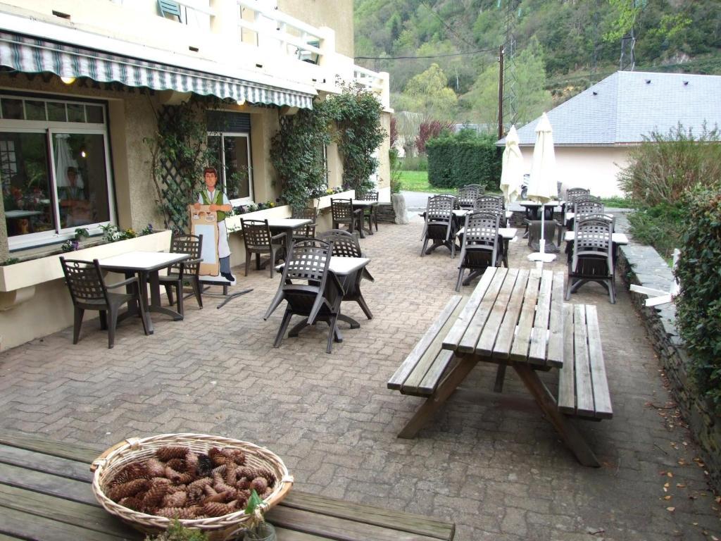 Hotel Du Val D'Aure Cadeac Bagian luar foto