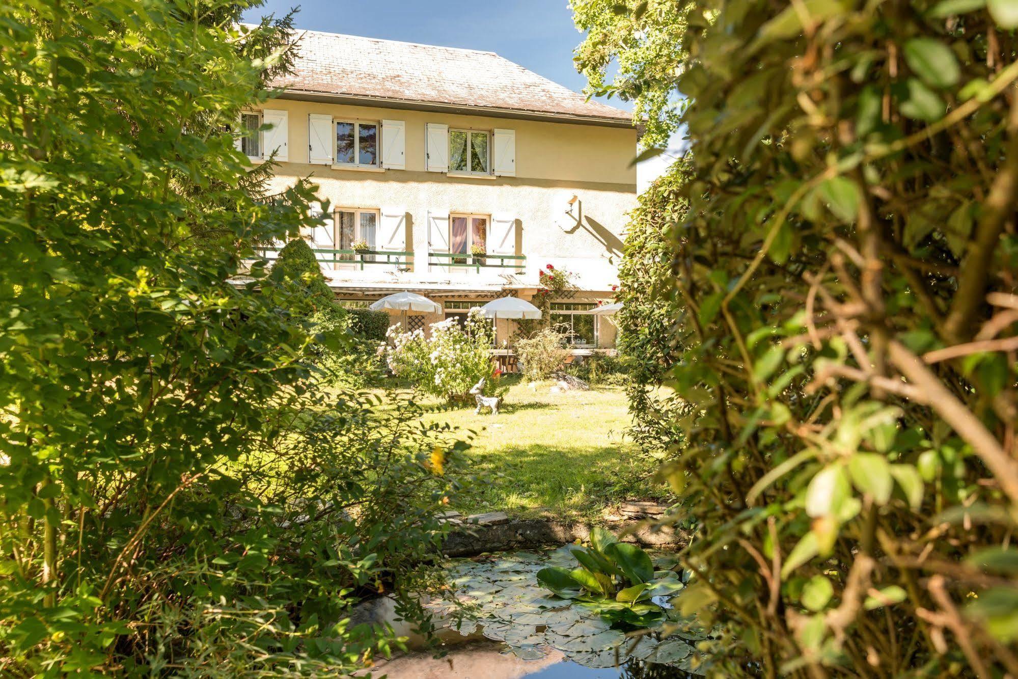Hotel Du Val D'Aure Cadeac Bagian luar foto